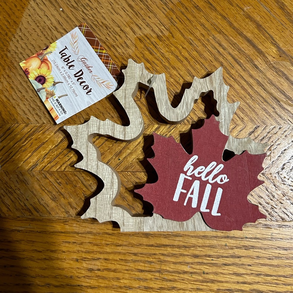 NWT Hello Fall leaf decor